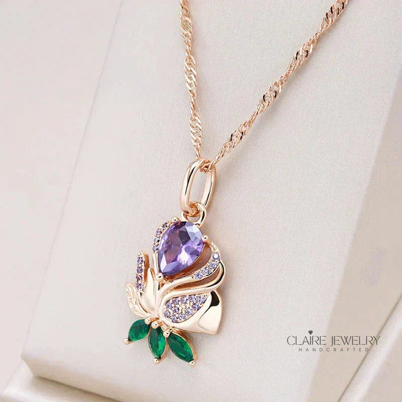 Elegant Lilac Rose Necklace in Gold