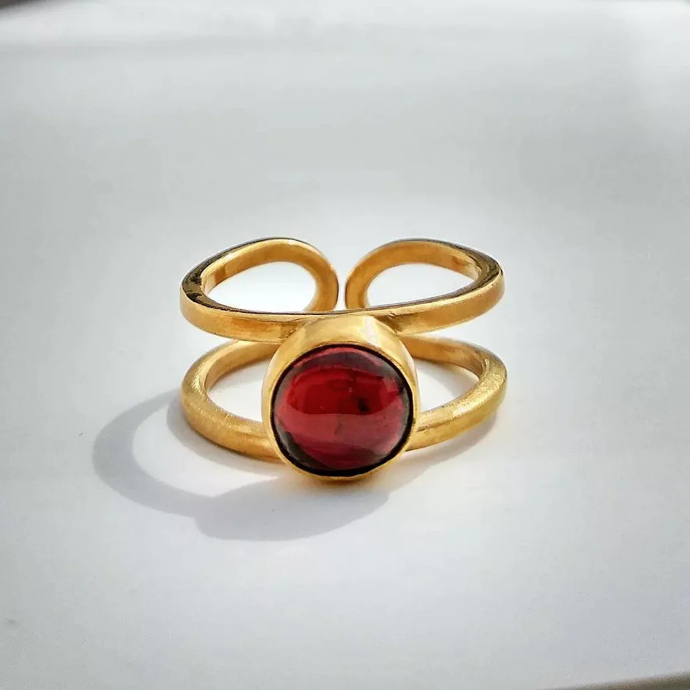 Vintage Ring with Red Crystal