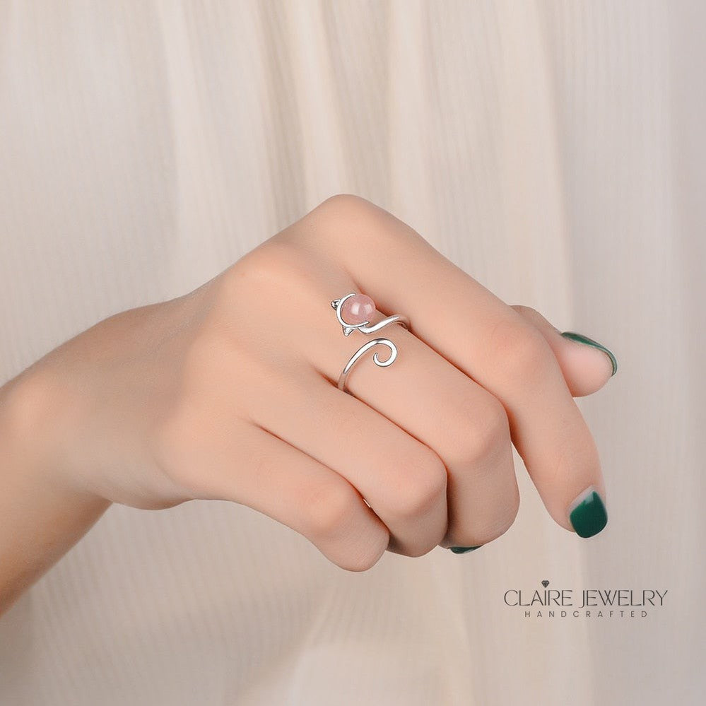 925 Sterling Silver and Pink Agate Kitten Ring