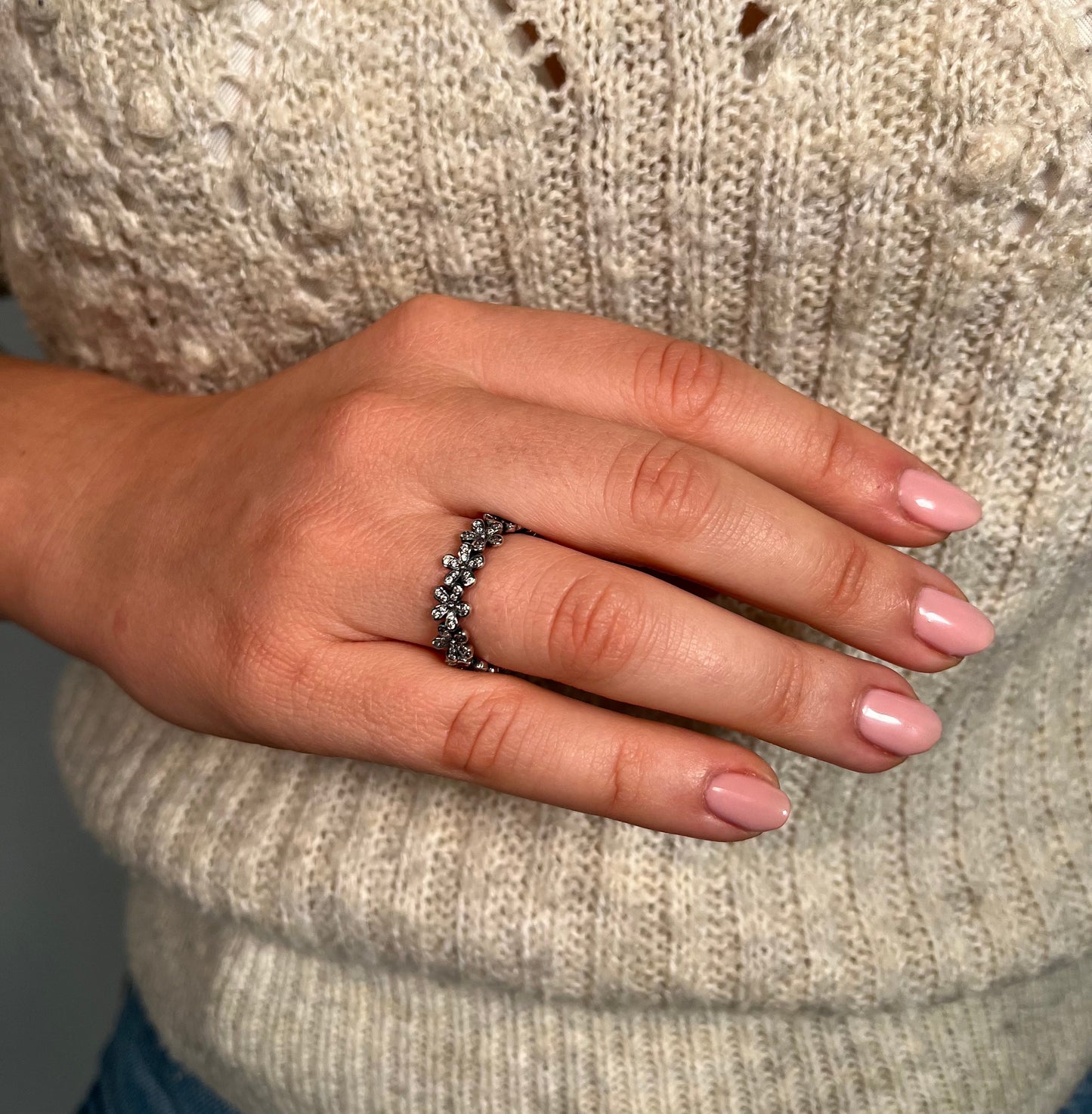 Marie Belle - ring met bloem structuur