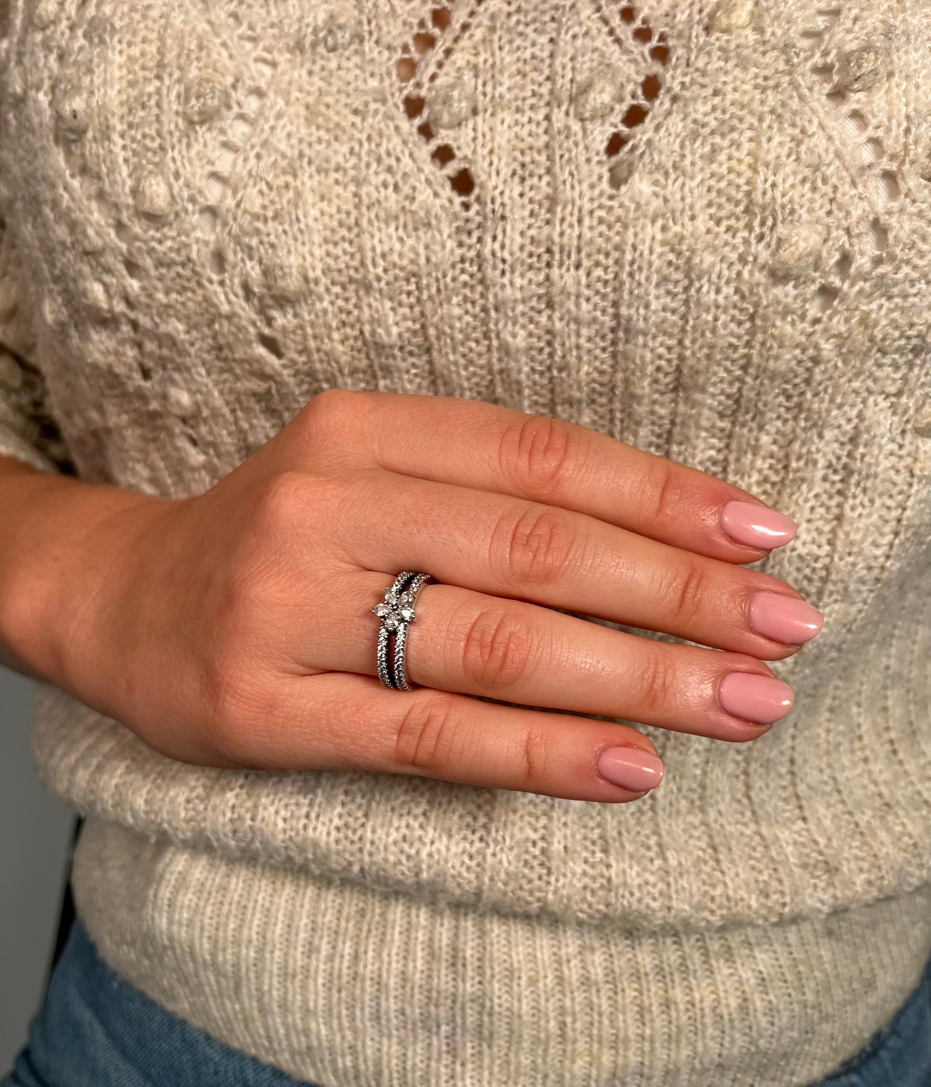 Margaux Rose - duplet ring met zirkonia bloem