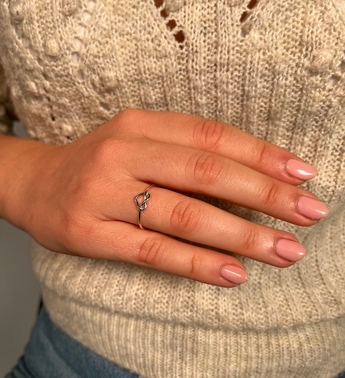 Marie Belle - subtiele ring met open hart (zilver)