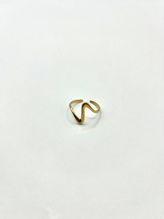 Marie Belle - subtiele ring met heartbeat structuur