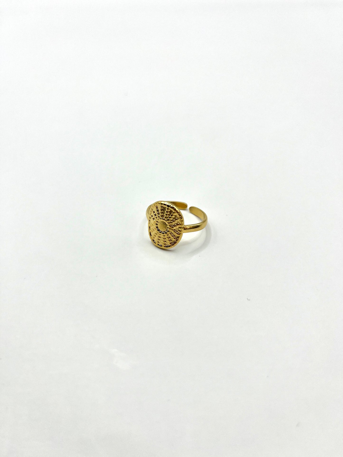 Marie Belle - chique ring met romeinse structuur