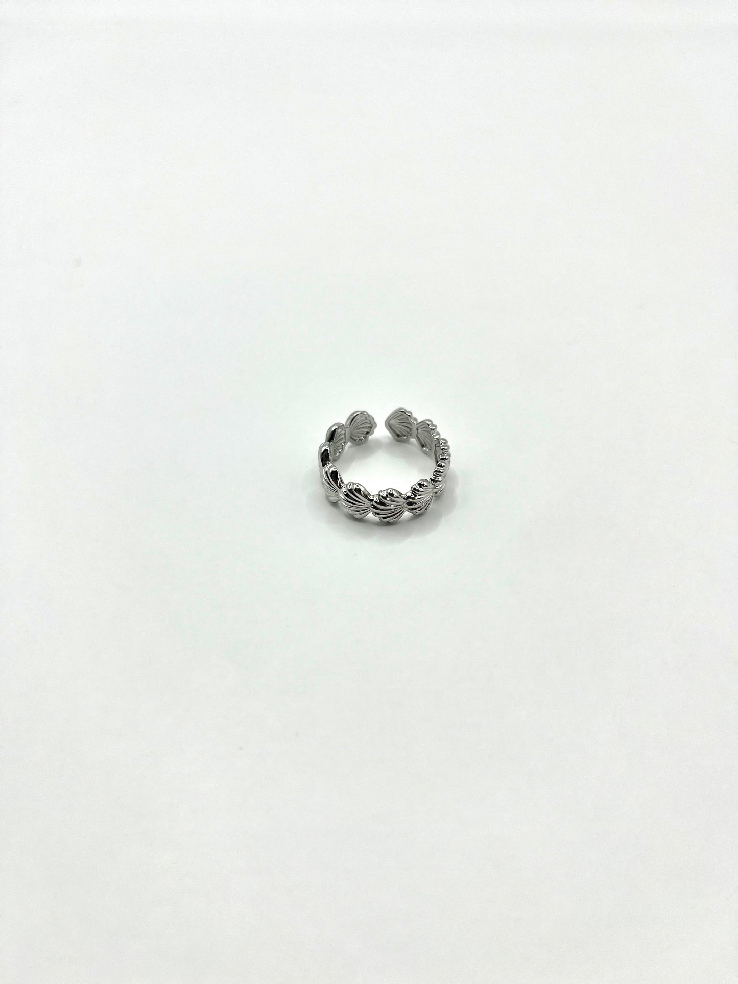 Marie Belle - ring met schelp structuur