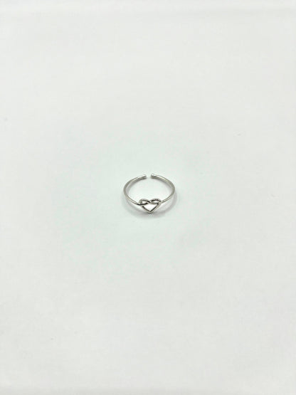 Marie Belle - subtiele ring met open hart (zilver)