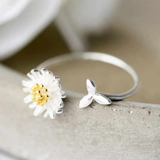 Silver Daisy Ring