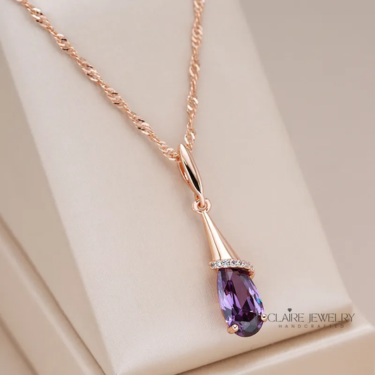 Elegant necklace made of mauve crystal drops