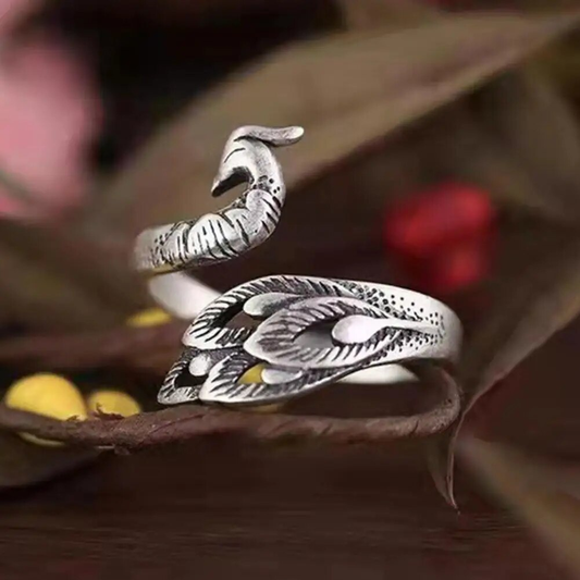 Vintage Peacock Ring in Silver