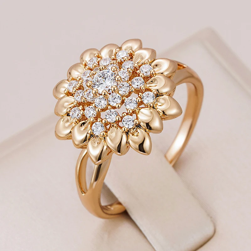 Elegant Flower Shine Ring